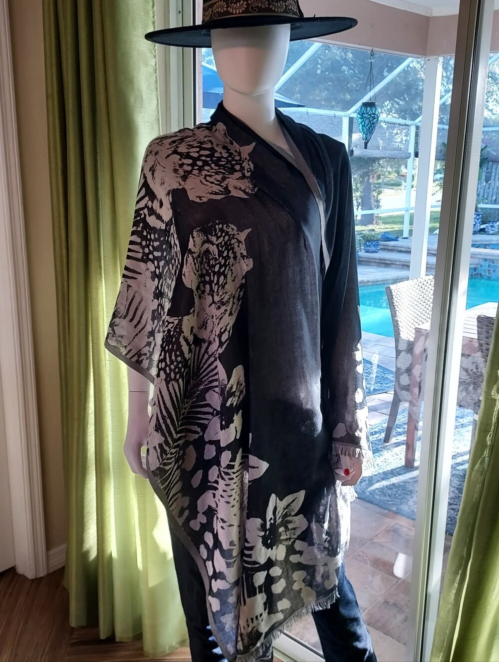 Chico's Rayon Leopard Family Print Scarf/Wrap w Floral Backdrop. 80 X 28.
